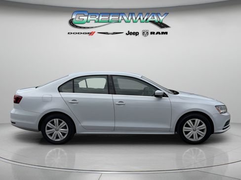 Used 2017 Volkswagen Jetta S FWD image 5