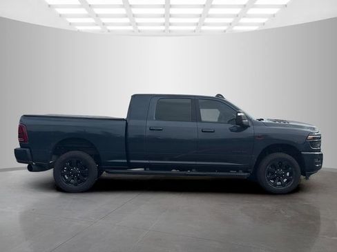 Used 2025 RAM 2500 Laramie image 8