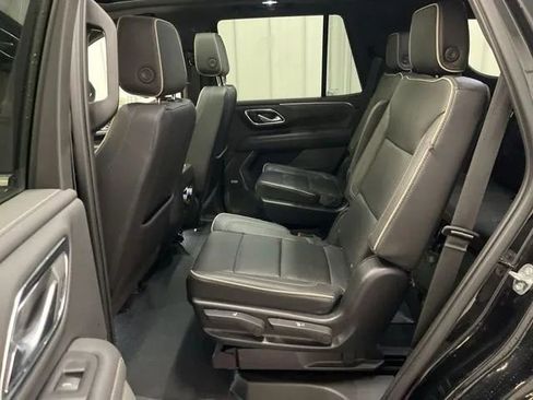 Used 2023 GMC Yukon SLT image 11