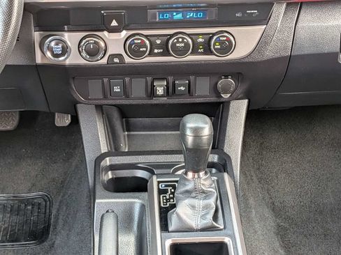 Used 2023 Toyota Tacoma SR5 AWD/4WD image 22