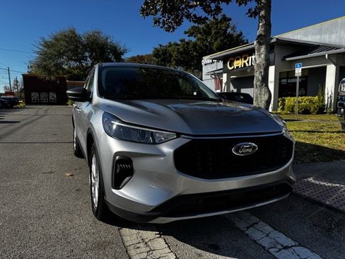 Used 2023 Ford Escape Active w/ Cold Weather Package image 2