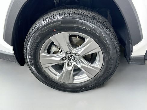 Certified 2025 Toyota RAV4 XLE image 31