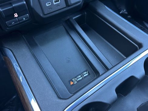 Used 2022 Chevrolet Silverado 1500 High Country w/ LPO, Dark Essentials Package image 41