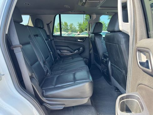 Used 2019 GMC Yukon SLT AWD/4WD image 19