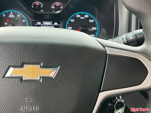 Used 2020 Chevrolet Colorado W/T w/ WT Convenience Package RWD image 23