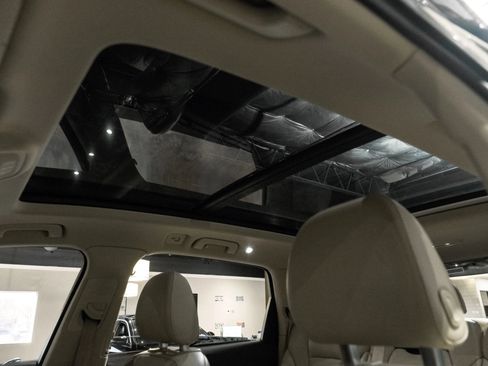 Used 2017 Audi Q7 3.0T Prestige w/ Prestige Package image 5