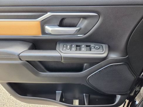 Used 2025 RAM 1500 Big Horn AWD/4WD image 25