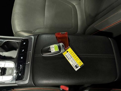 Used 2022 Hyundai Santa Cruz Limited image 33