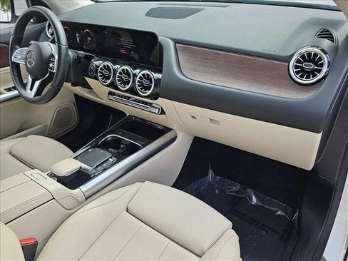Certified 2023 Mercedes-Benz GLA 250 image 18