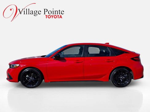 Used 2024 Honda Civic Sport image 2