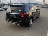 Used 2017 Ford Explorer XLT w/ Equipment Group 202A image 3