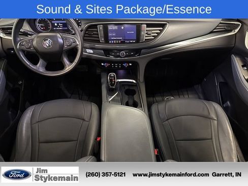 Used 2020 Buick Enclave Essence w/ Sound and Sites Package FWD image 3