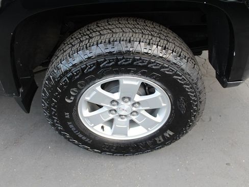 Used 2019 GMC Canyon 2WD Crew Cab image 12