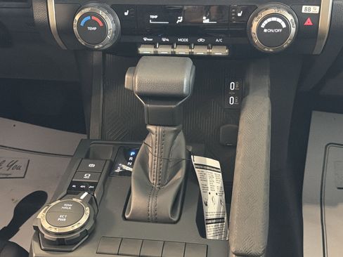New 2025 Toyota Tacoma SR5 AWD/4WD image 19