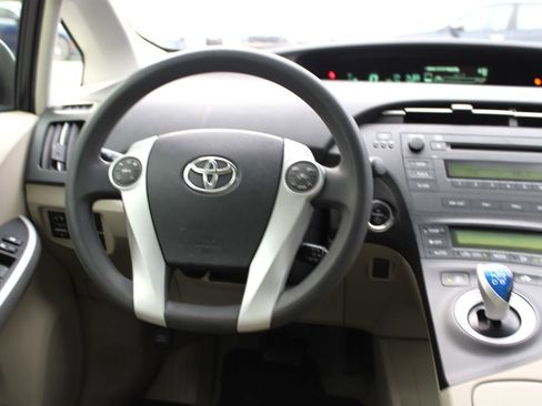 Used 2011 Toyota Prius Five image 13