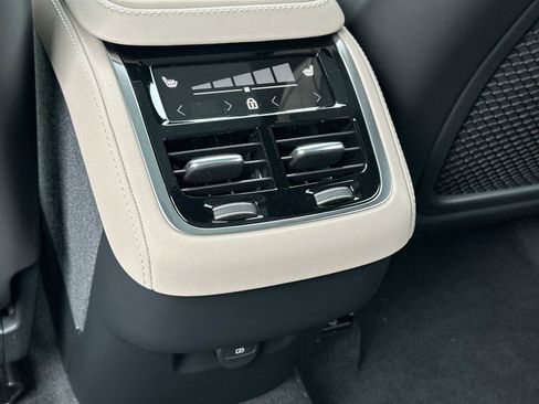 New 2026 Volvo XC90 B6 Plus w/ Protection Package Premier image 10
