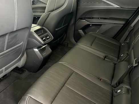Certified 2024 Cadillac Lyriq Luxury AWD/4WD image 12