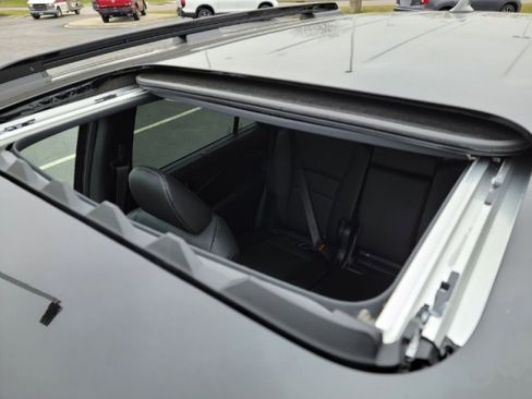 Used 2023 Honda Passport Elite image 2