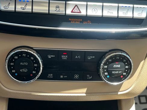 Used 2017 Mercedes-Benz GLS 550 4MATIC image 18