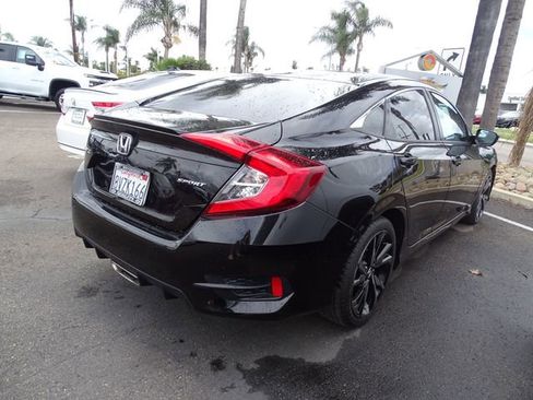 Used 2021 Honda Civic Sport image 4