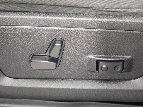 Used 2023 RAM 3500 Big Horn w/ Level 1 Equipment Group image 22