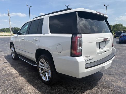 Used 2017 GMC Yukon SLT w/ Premium Edition AWD/4WD image 6
