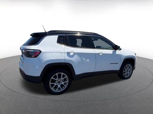Used 2025 Jeep Compass Limited AWD/4WD image 14