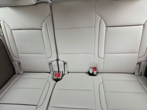 Used 2026 GMC Yukon XL Denali w/ Sun & Power Step Package image 6