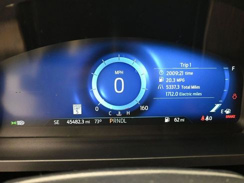 Certified 2022 Ford Explorer Platinum w/ Technology Package image 14