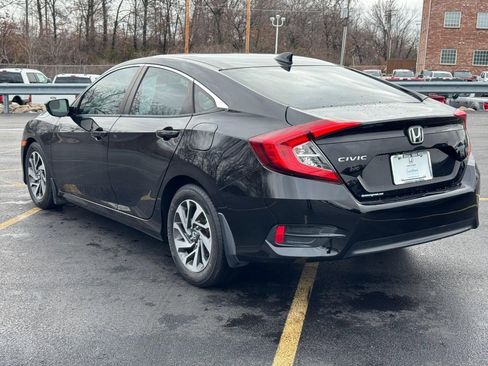 Certified 2017 Honda Civic EX image 6