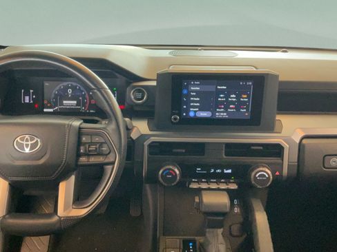 Certified 2025 Toyota 4Runner SR5 AWD/4WD image 20