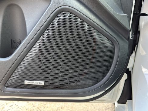 Used 2025 Subaru Legacy Limited image 42