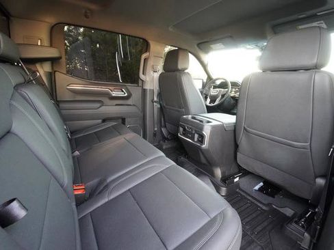 Used 2025 GMC Sierra 1500 SLT w/ SLT Premium Plus Package image 31