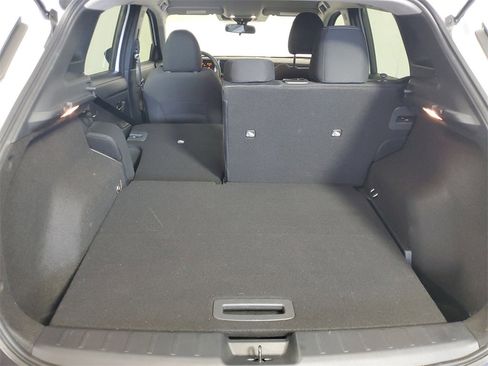 Used 2025 Nissan Kicks SV image 24