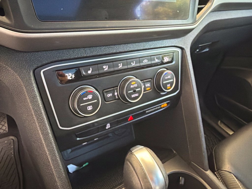 Used 2021 Volkswagen Atlas Cross Sport SE w/ Panoramic Sunroof Package FWD image 45