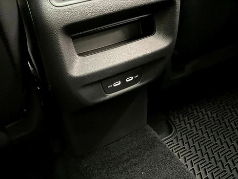 New 2026 Volkswagen Tiguan SE R-Line image 22