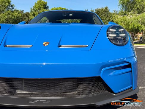 Used 2025 Porsche 911 GT3 RWD image 3