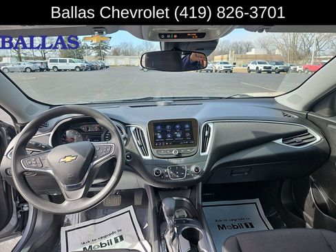 Used 2024 Chevrolet Malibu LT image 21