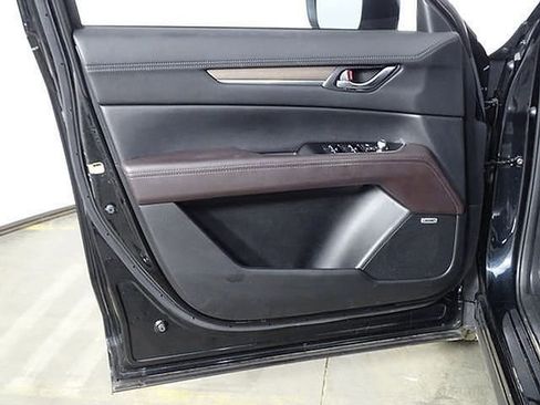 Used 2022 MAZDA CX-5 Signature image 18