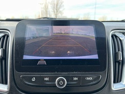 Used 2020 Chevrolet Malibu LT image 23