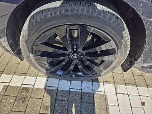 Used 2023 Land Rover Range Rover Sport SE Dynamic image 10