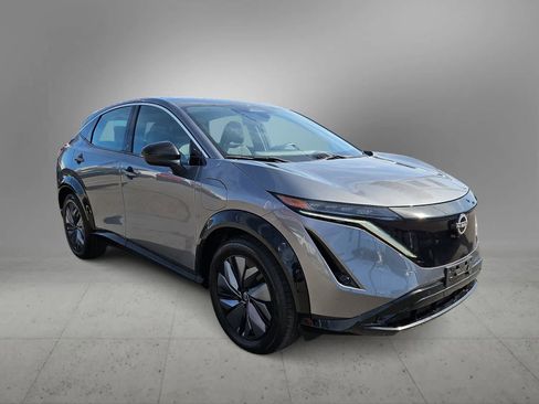 Used 2023 Nissan Ariya FWD image 2