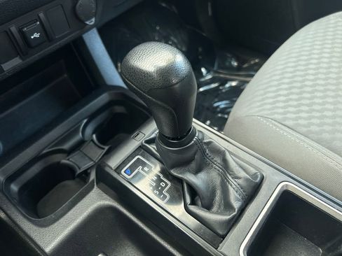Used 2022 Toyota Tacoma SR AWD/4WD image 16