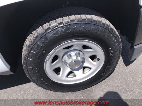 Used 2016 Chevrolet Silverado 1500 W/T w/ WT Convenience Package RWD image 19