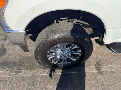 Used 2017 Ford F250 XL w/ Power Equipment Group AWD/4WD image 13