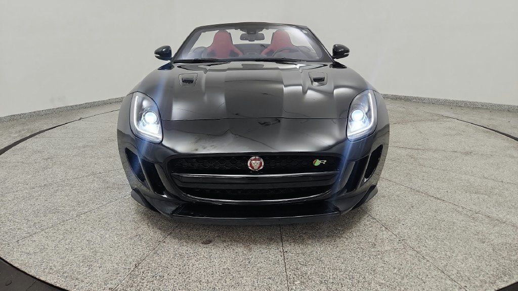 Used 2017 Jaguar F-TYPE R AWD/4WD image 9