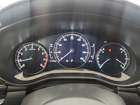 Used 2024 MAZDA MAZDA3 Hatchback w/Premium Plus Pkg image 11