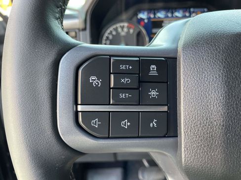 Used 2023 Ford F150 XLT w/ Equipment Group 302A High AWD/4WD image 9