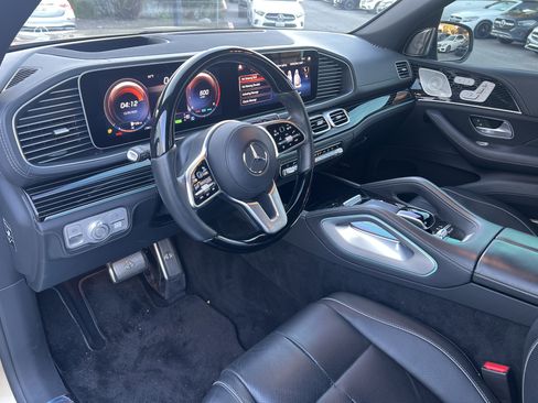 Used 2023 Mercedes-Benz Maybach GLS 600 4MATIC image 7