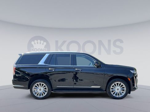 Used 2024 Cadillac Escalade Premium Luxury AWD/4WD image 8